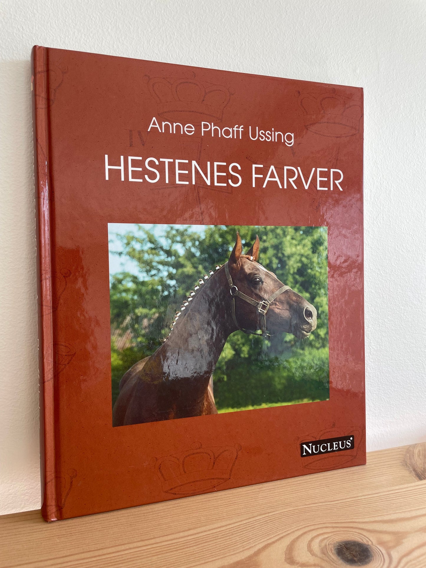 Second Hand Bog: Hestenes Farver